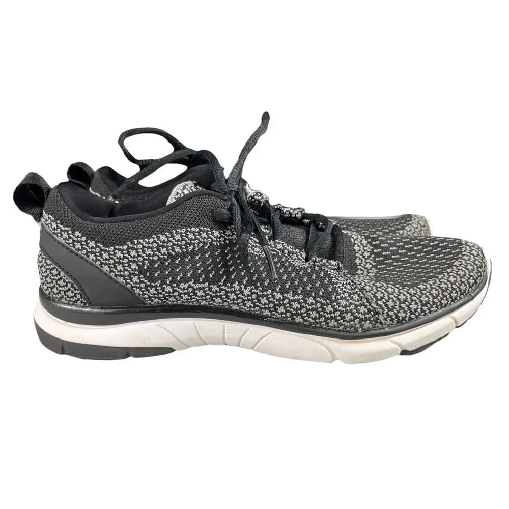 Vionic Sierra Low Top Lace Up Orthaheel Technology Tennis Shoes In Black